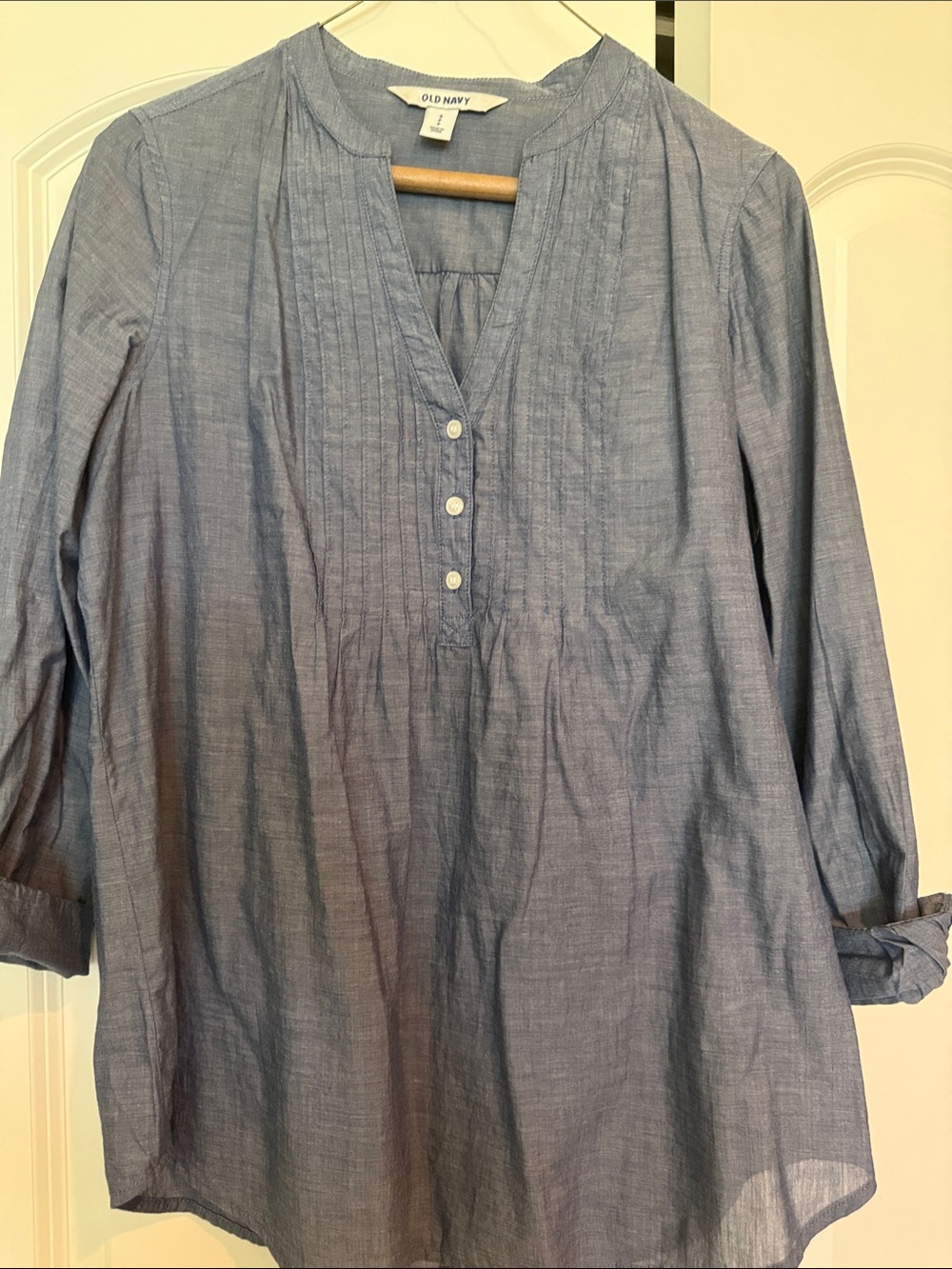 Old Navy Light Blue Linen, Pintuck Popover Blouse